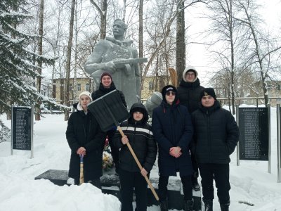 ПОМНИМ И ЧТИМ